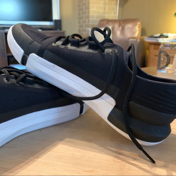 Under Armor UA TRIBASE men 10.5 cross training - Picture 7 of 9